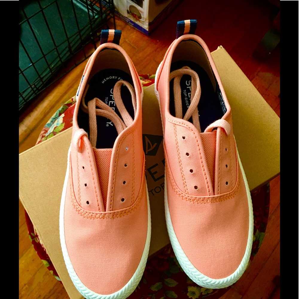 Sperry Crest Knot (New) Canvas Shoes